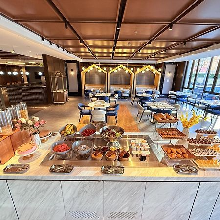 Hilton Garden Inn Beijing Guomao المظهر الخارجي الصورة