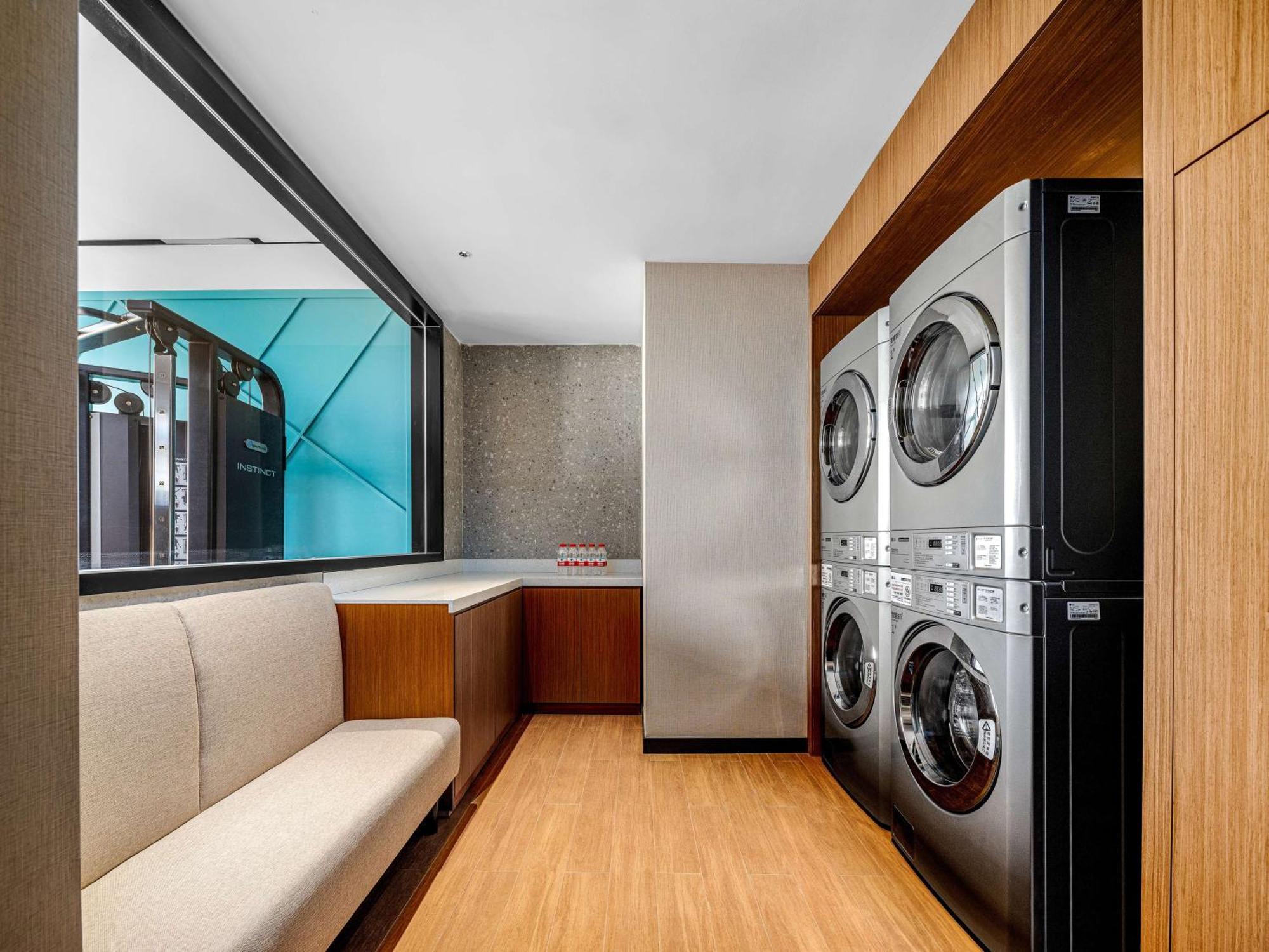 Hilton Garden Inn Beijing Guomao المظهر الخارجي الصورة
