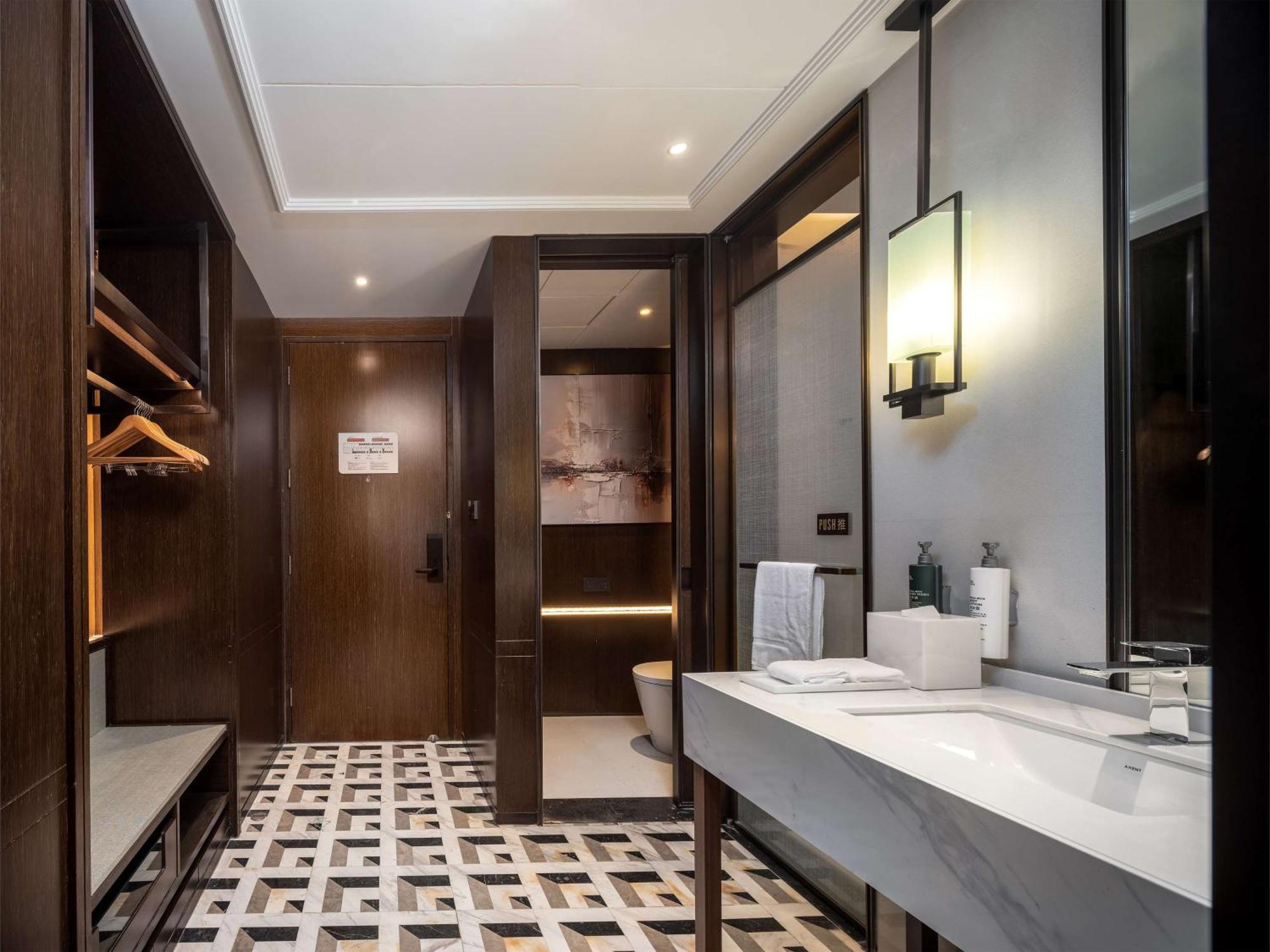 Hilton Garden Inn Beijing Guomao المظهر الخارجي الصورة