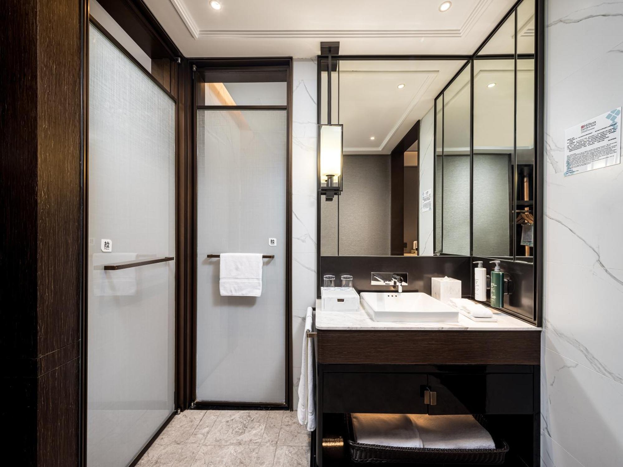 Hilton Garden Inn Beijing Guomao المظهر الخارجي الصورة